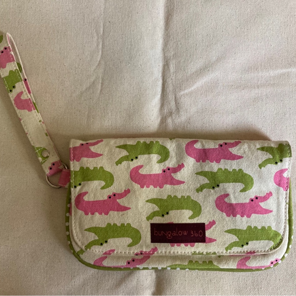 Bungalow 360 crocodile wristlet